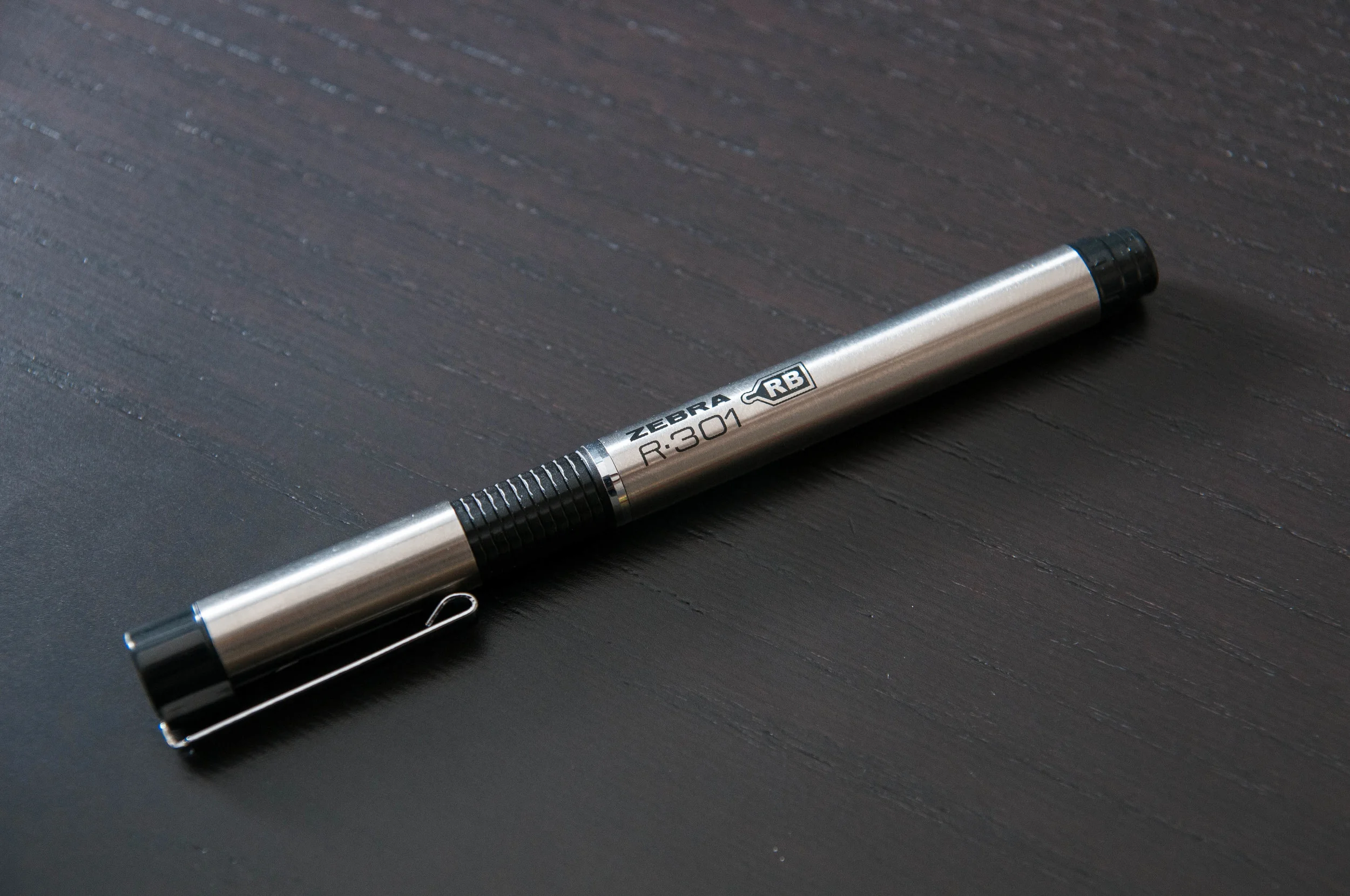 Zebra R-301 Review — The Pen Addict